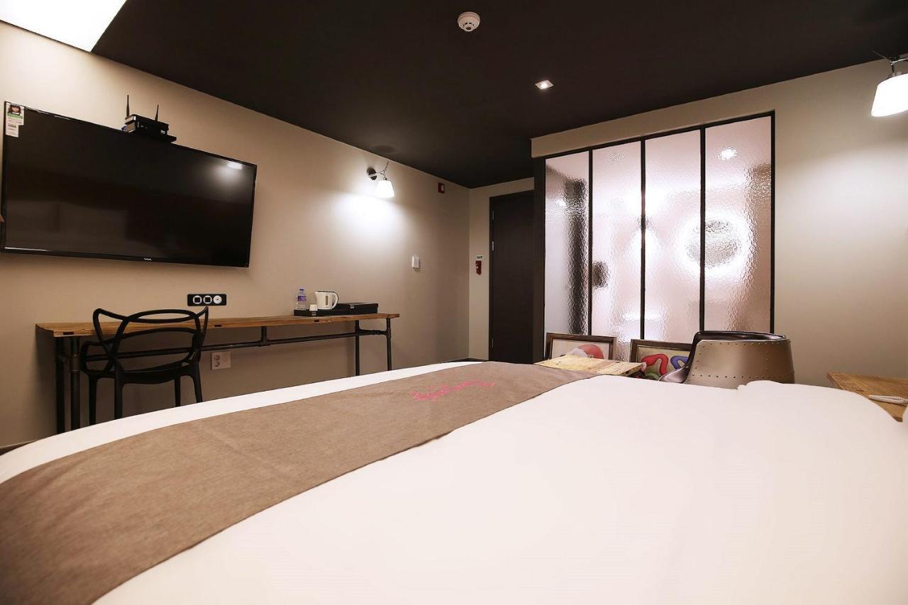 Hotel Flamingo Daejeon Exterior photo
